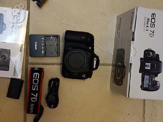 PoulaTo: Canon - DSLR φωτογραφική μηχανή EOS 7D Mark II με την EF-S 18-135mm IS STM Φακός - Μαύρο